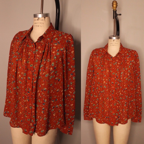 Flower Button Up - Picture 1 of 3